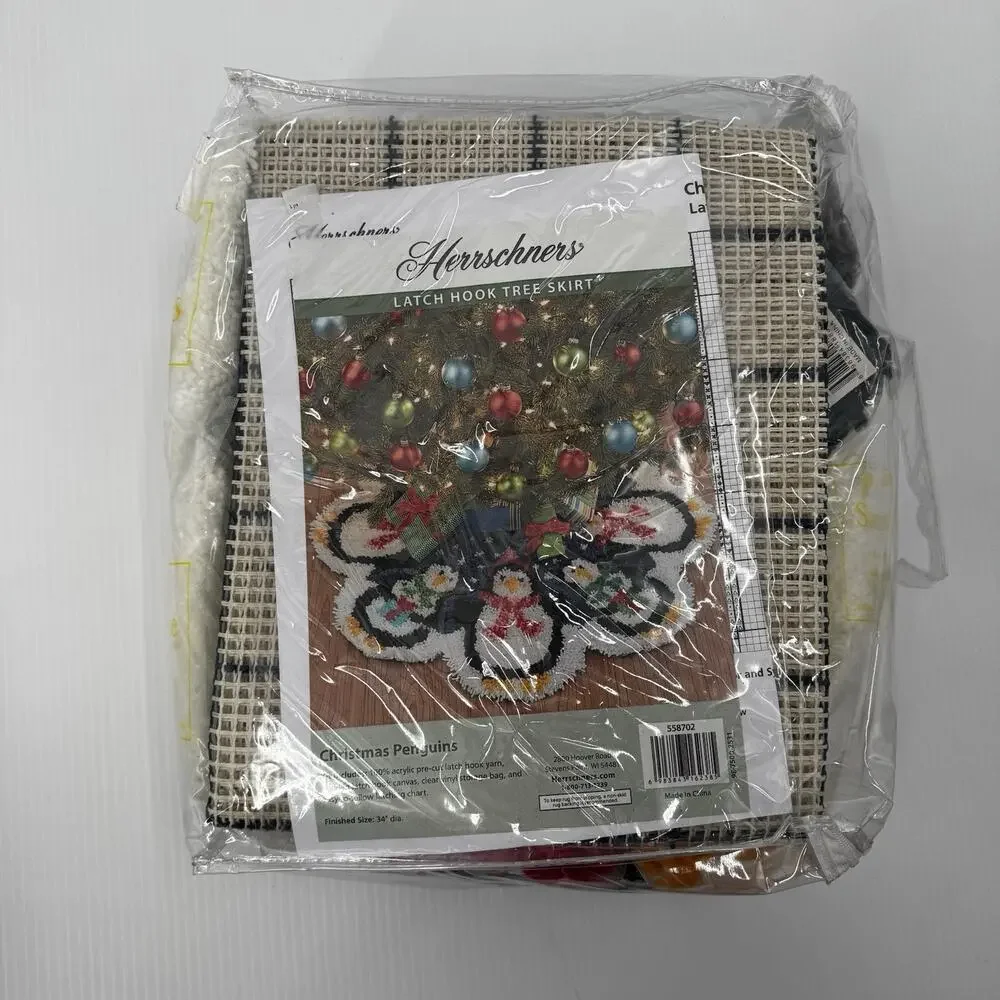 Latch Hook Kit Vintage Christmas Tree Skirt Herrschners Christmas Penguins Pattn